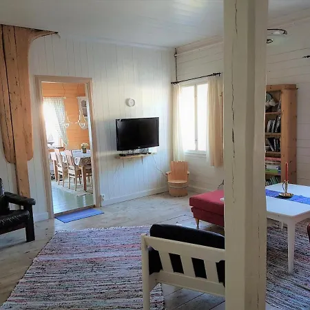 Charming Sea House With Sauna And Private Jetty * Olve